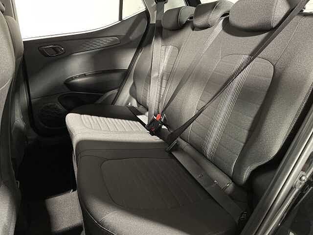 Hyundai i10 1.0 [63] Advance 5dr Auto [Nav]