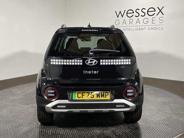 Hyundai INSTER 85kW 02 49kWh 5dr Auto Black