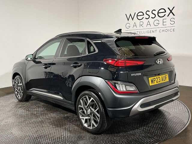 Hyundai KONA 1.6 GDi Hybrid Ultimate 5dr DCT Black