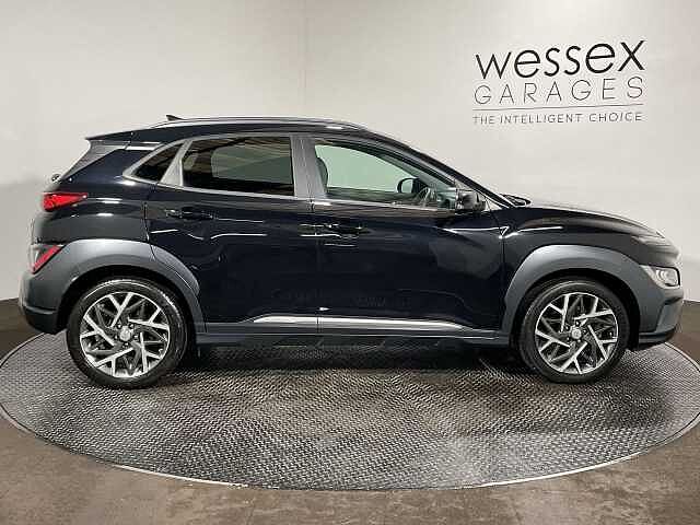 Hyundai KONA 1.6 GDi Hybrid Ultimate 5dr DCT Black