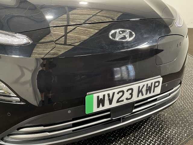 Hyundai KONA 150kW Premium 64kWh 5dr Auto Black