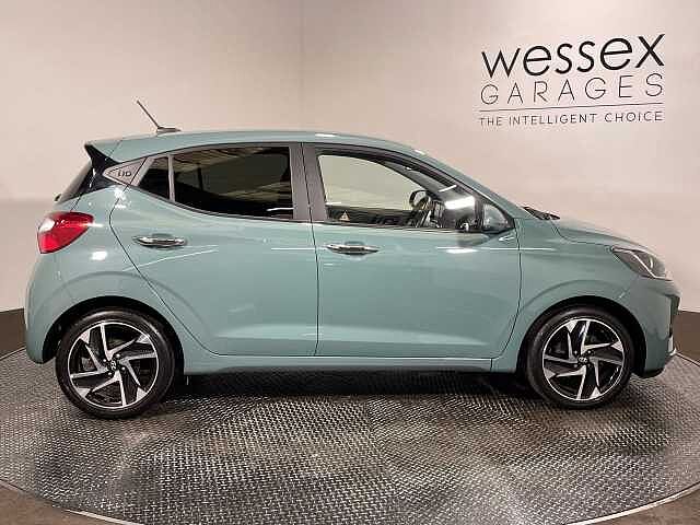 Hyundai i10 1.2 MPi Premium 5dr Auto