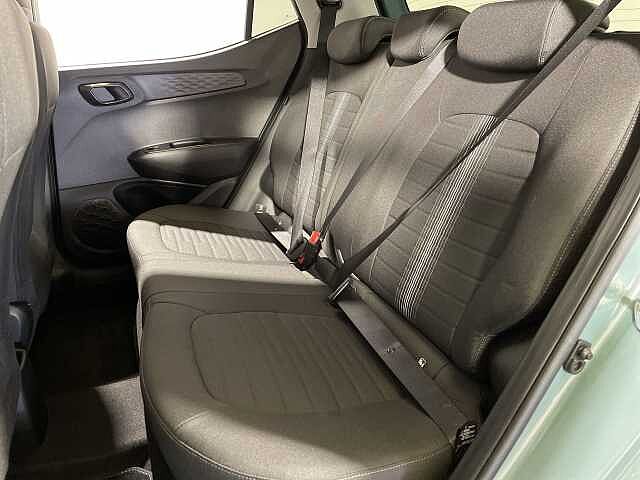 Hyundai i10 1.2 MPi Premium 5dr Auto