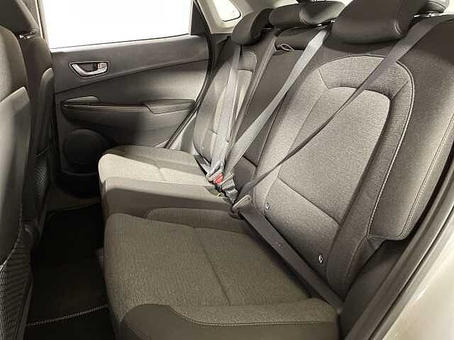 Hyundai KONA 100kW SE Connect 39kWh 5dr Auto