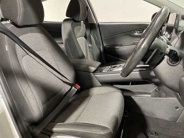 Hyundai KONA 100kW SE Connect 39kWh 5dr Auto