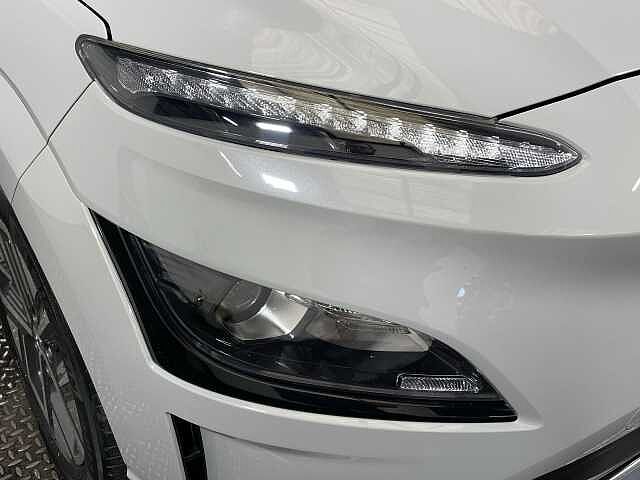 Hyundai KONA 100kW SE Connect 39kWh 5dr Auto