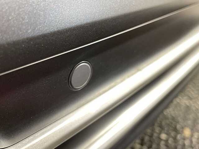 Hyundai KONA 100kW Premium 39kWh 5dr Auto Grey