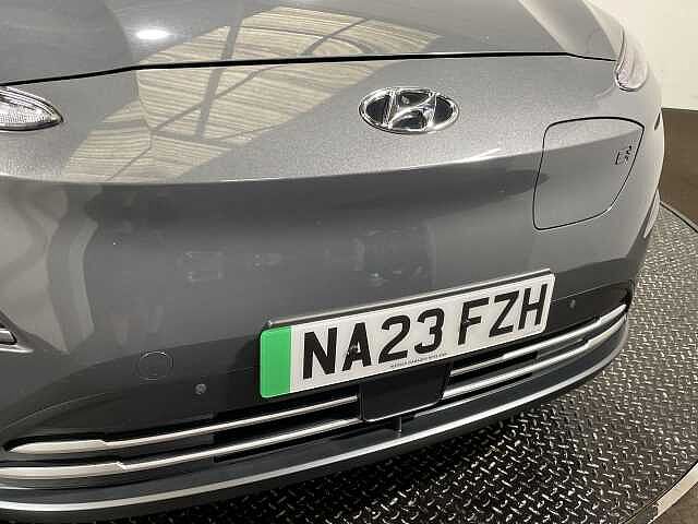 Hyundai KONA 100kW Premium 39kWh 5dr Auto Grey