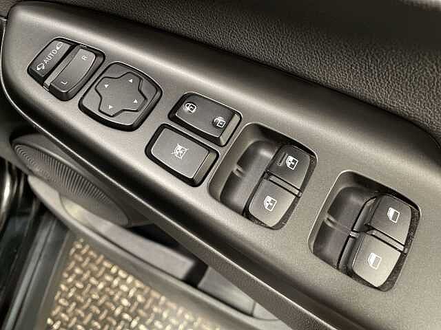 Hyundai KONA 150kW Ultimate 64kWh 5dr Auto Black