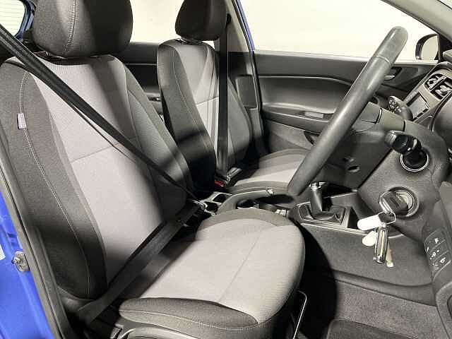 Hyundai I20 1.2 MPi SE 5dr Blue