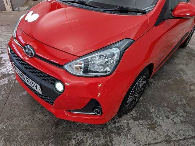 Hyundai I10 1.2 Premium Auto Euro 6 5dr Red