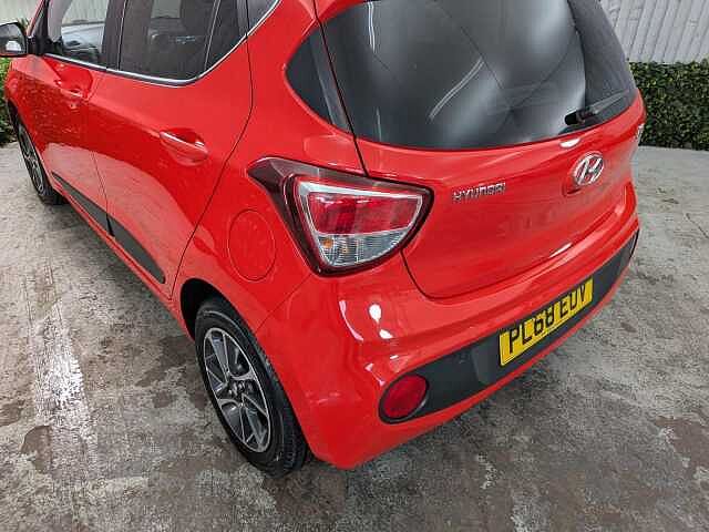 Hyundai I10 1.2 Premium Auto Euro 6 5dr Red