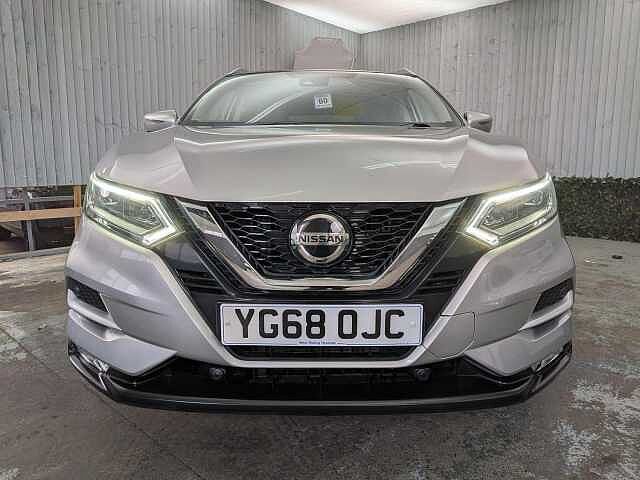 Nissan Qashqai 1.3 DIG-T Tekna Euro 6 (s/s) 5dr