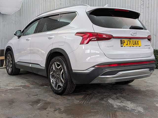Hyundai Santa Fe 1.6 T-GDi 13.8kWh Premium Auto 4WD Euro 6 (s/s) 5dr