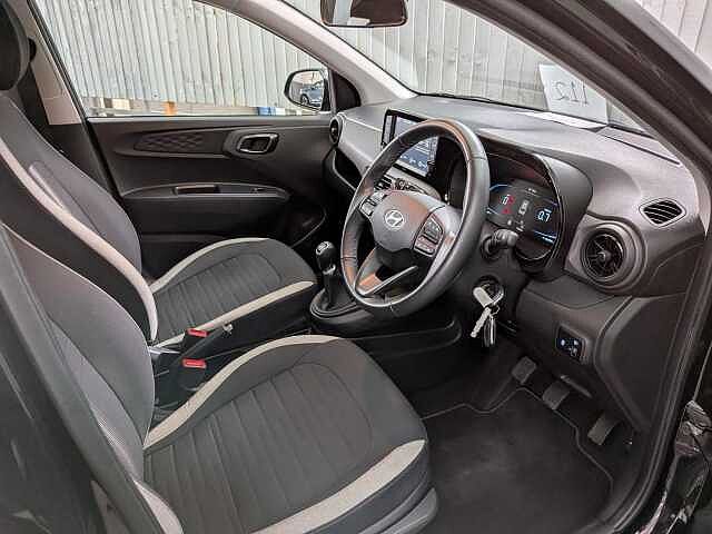 Hyundai I10 1.0 Advance Euro 6 (s/s) 5dr Phantom Black