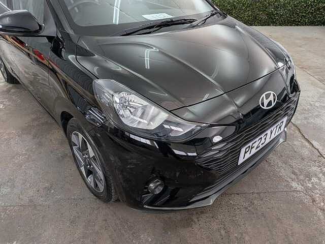 Hyundai I10 1.0 Advance Euro 6 (s/s) 5dr Phantom Black