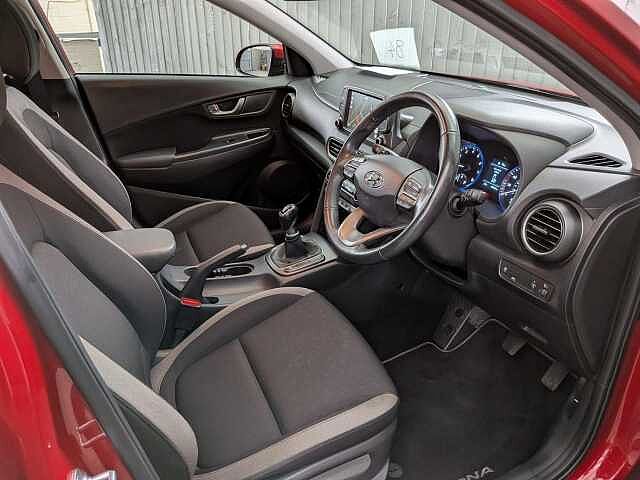 Hyundai KONA 1.0 T-GDi Blue Drive Premium Euro 6 (s/s) 5dr Pulse Red