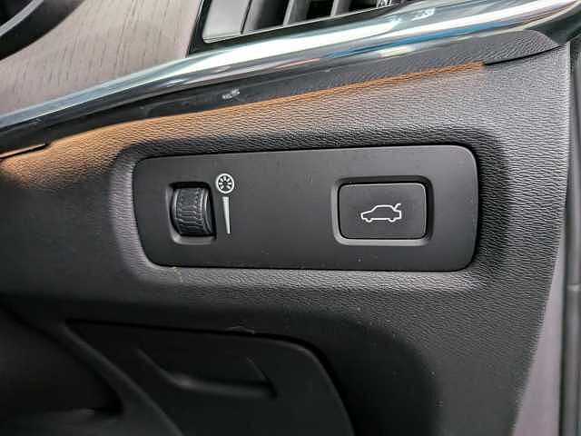 Volvo V90 2.0 B4 MHEV Inscription Auto Euro 6 (s/s) 5dr