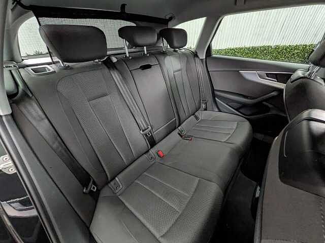 Audi A4 Avant 2.0 TFSI 35 Technik S Tronic Euro 6 (s/s) 5dr