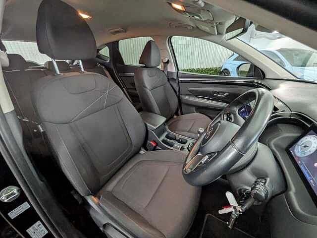 Hyundai TUCSON 1.6 T-GDi SE Connect Euro 6 (s/s) 5dr Phantom Black