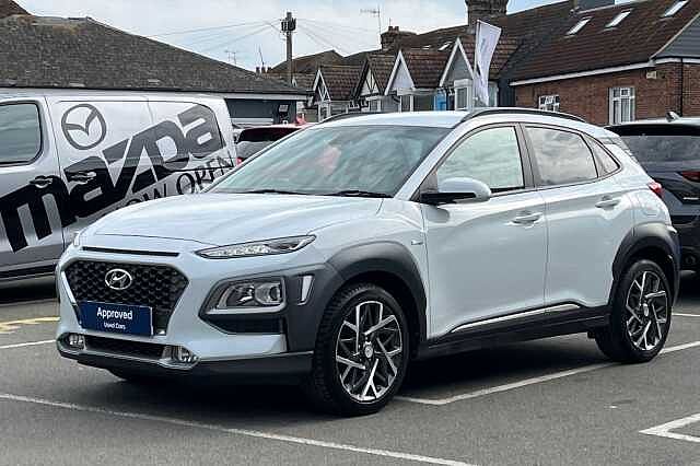 Hyundai KONA 1.6 GDi Hybrid Premium 5dr DCT White