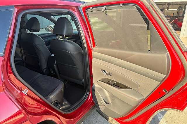 Hyundai TUCSON 1.6T 48V MHD N Line 5dr DCT Red