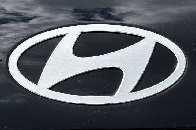 Hyundai KONA 1.0T 100 Advance 5dr Black