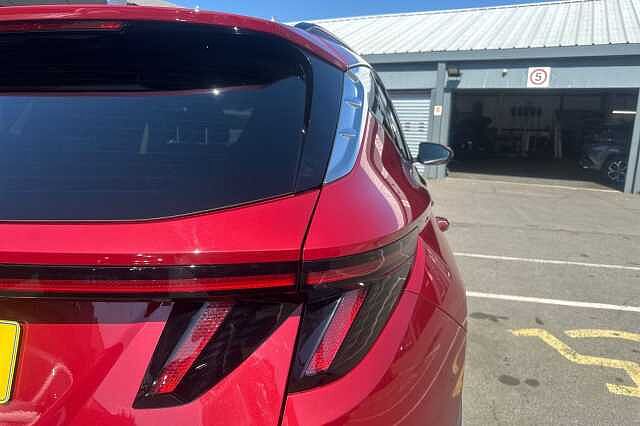 Hyundai TUCSON 1.6 TGDi Hybrid 230 Ultimate 5dr 2WD Auto Red