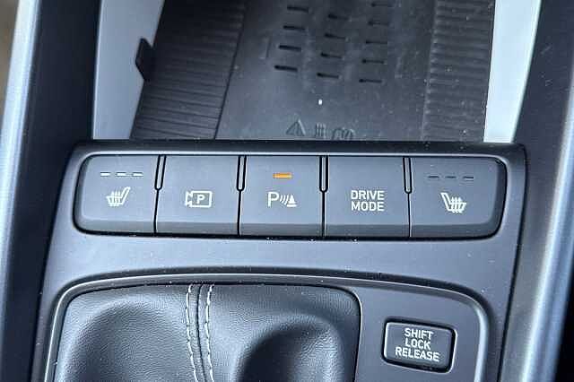 Hyundai i20 1.0T GDi 90 Tech Line 5dr DCT