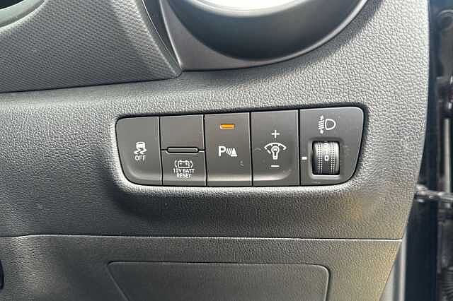 Hyundai KONA 1.6 GDi Hybrid Premium 5dr DCT