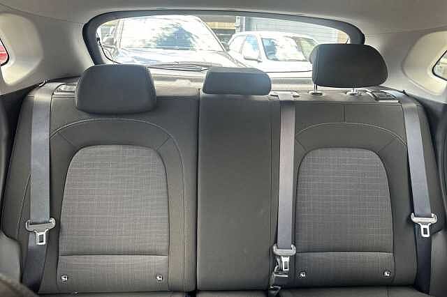 Hyundai KONA 1.6 GDi Hybrid Premium 5dr DCT