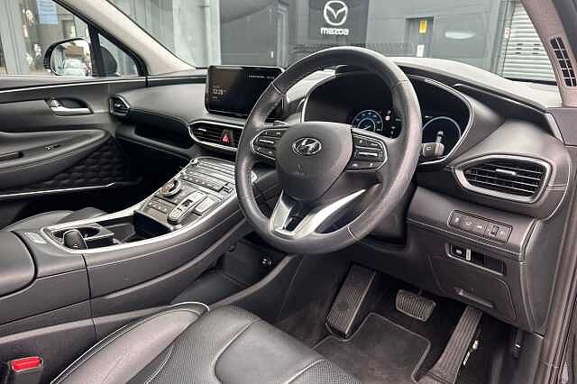 Hyundai SANTA FE 1.6 TGDi Hybrid Ultimate 5dr Auto Black
