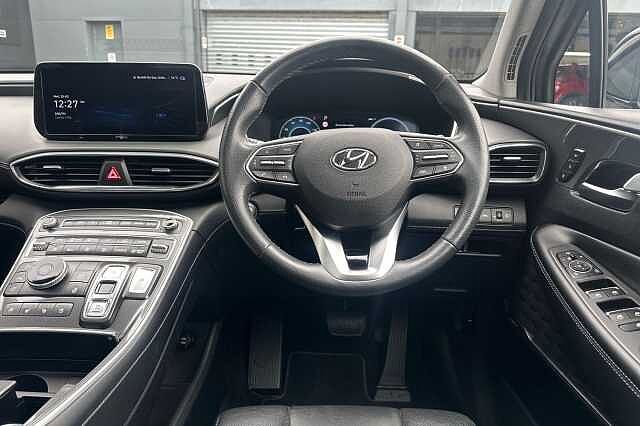 Hyundai SANTA FE 1.6 TGDi Hybrid Ultimate 5dr Auto Black