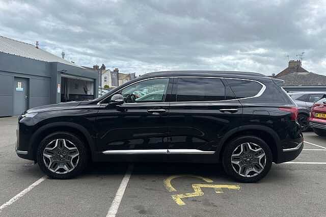 Hyundai SANTA FE 1.6 TGDi Hybrid Ultimate 5dr Auto Black