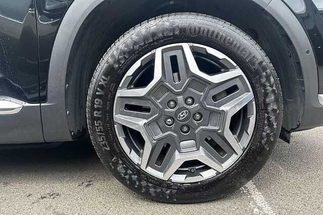 Hyundai SANTA FE 1.6 TGDi Hybrid Ultimate 5dr Auto Black