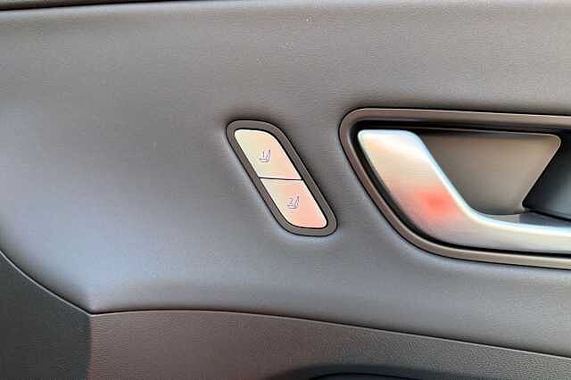 Hyundai KONA 1.6 Hybrid 129 Ultimate 5dr DCT Orange