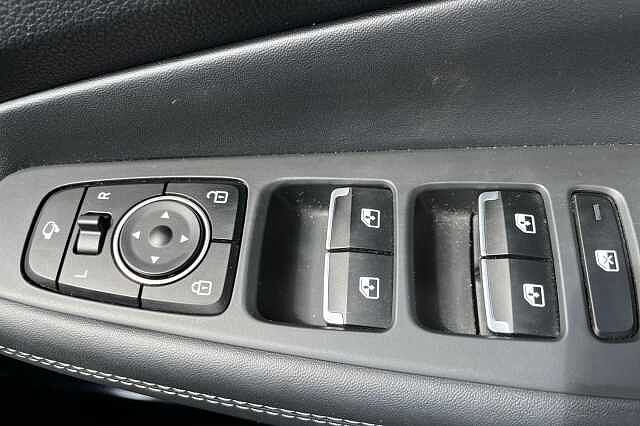 Hyundai SANTA FE 1.6 TGDi Hybrid Ultimate 5dr Auto