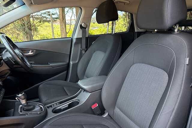 Hyundai KONA 1.6 GDi Hybrid Premium 5dr DCT Grey