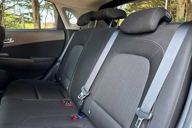 Hyundai KONA 1.6 GDi Hybrid Premium 5dr DCT Grey