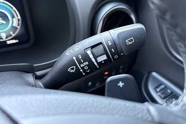 Hyundai KONA 1.6 GDi Hybrid Premium 5dr DCT Grey