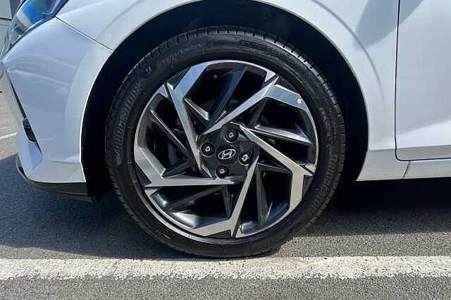 Hyundai i20 1.0T GDi 48V MHD Premium 5dr DCT