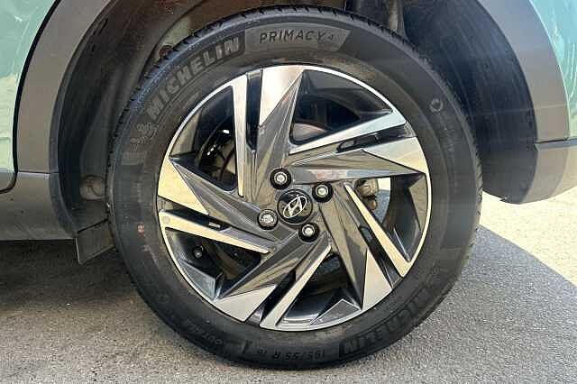 Hyundai BAYON 1.0 TGDi 48V MHEV SE Connect 5dr