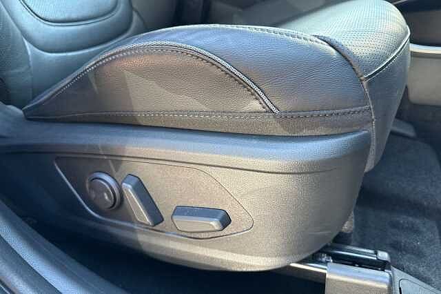 Hyundai TUCSON 1.6 TGDi Plug-in Hybrid Ultimate 5dr 4WD Auto
