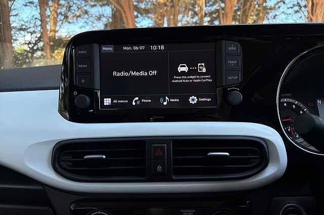 Hyundai i10 1.0 MPi Premium 5dr Auto