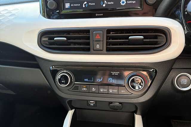 Hyundai i10 1.0 MPi Premium 5dr Auto