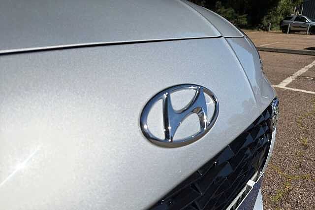 Hyundai i10 1.0 MPi Premium 5dr Auto
