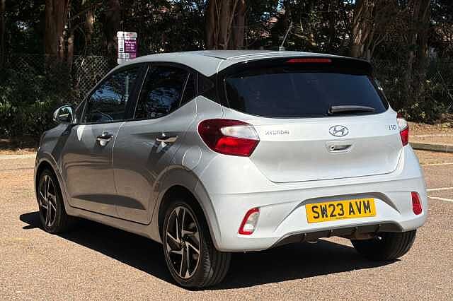 Hyundai i10 1.0 MPi Premium 5dr Auto