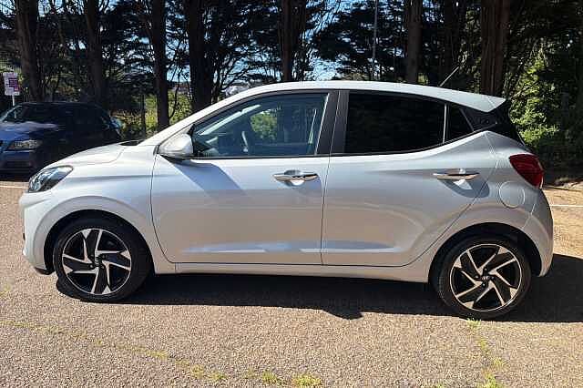 Hyundai i10 1.0 MPi Premium 5dr Auto