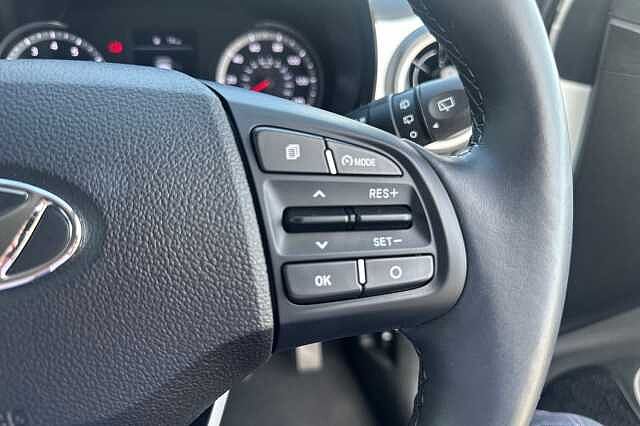 Hyundai i10 1.0 MPi Premium 5dr