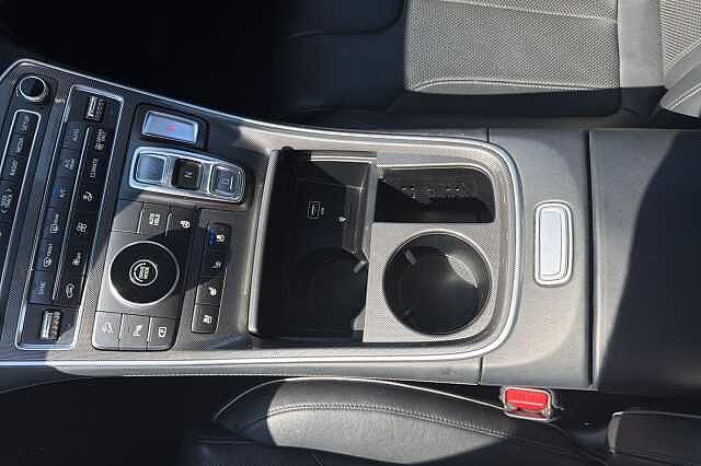 Hyundai SANTA FE 1.6 TGDi Hybrid Ultimate 5dr Auto